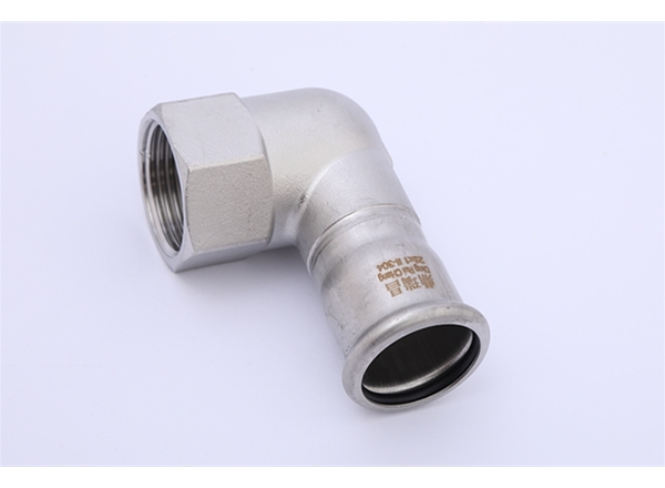 內(nèi)絲短彎頭 (7)